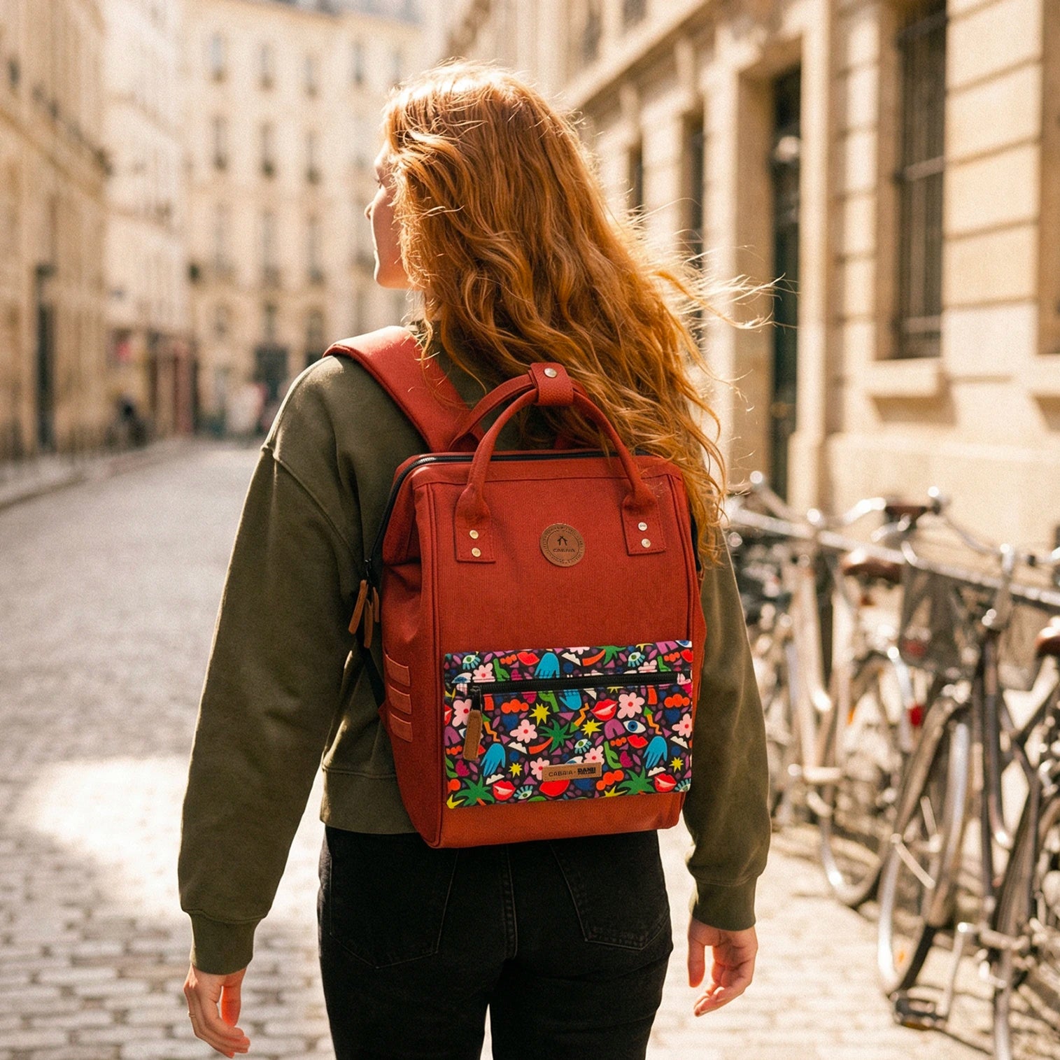 PORTE-POCKET-ILLU-DANII_22ffcf72-1a26-43b9-af05-ad7f160634b2