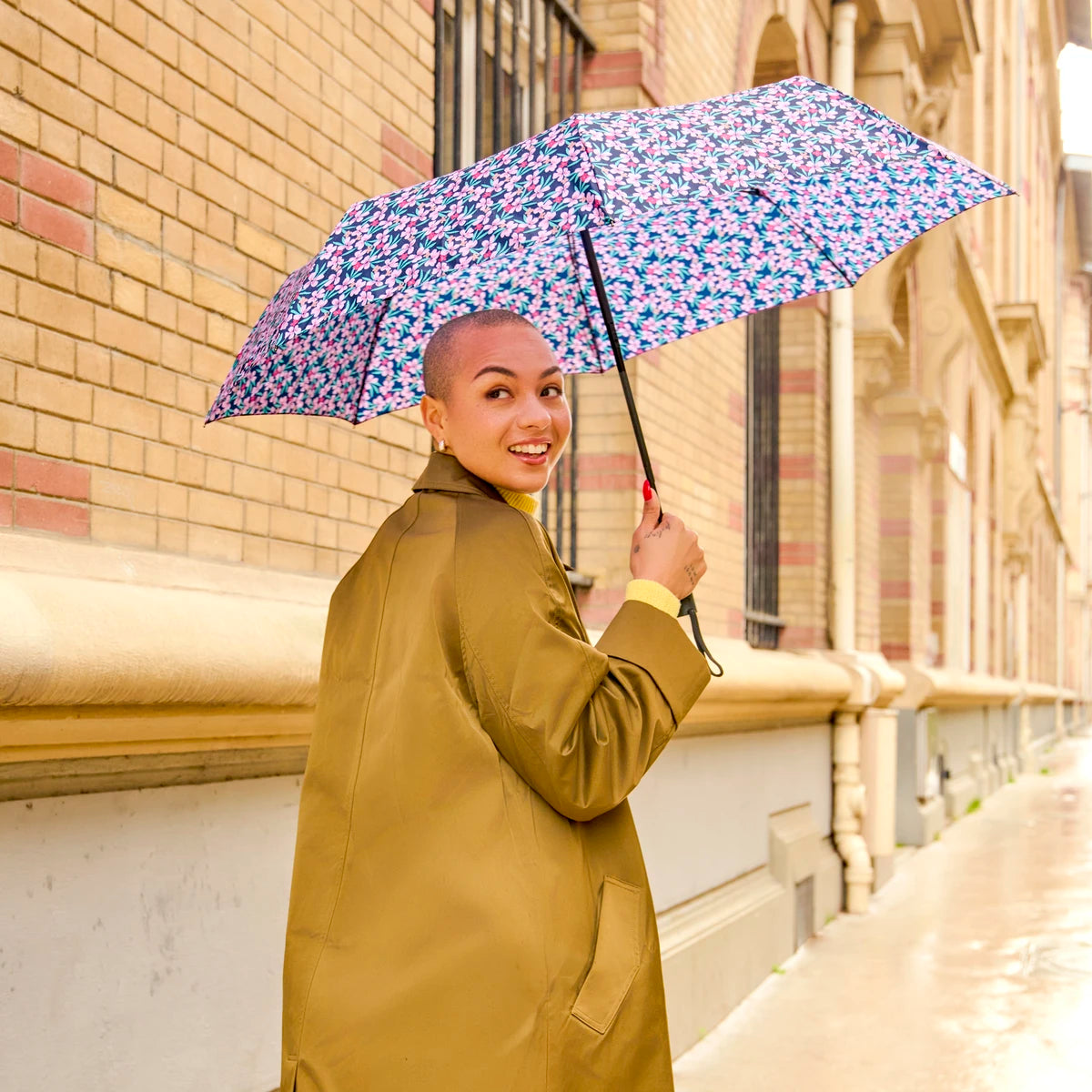 TDM_S26_PARAPLUIE_CAGLIARI_3667022031718_02_0f4af7b4-61bc-4d64-b855-9d27dcf4e3c9