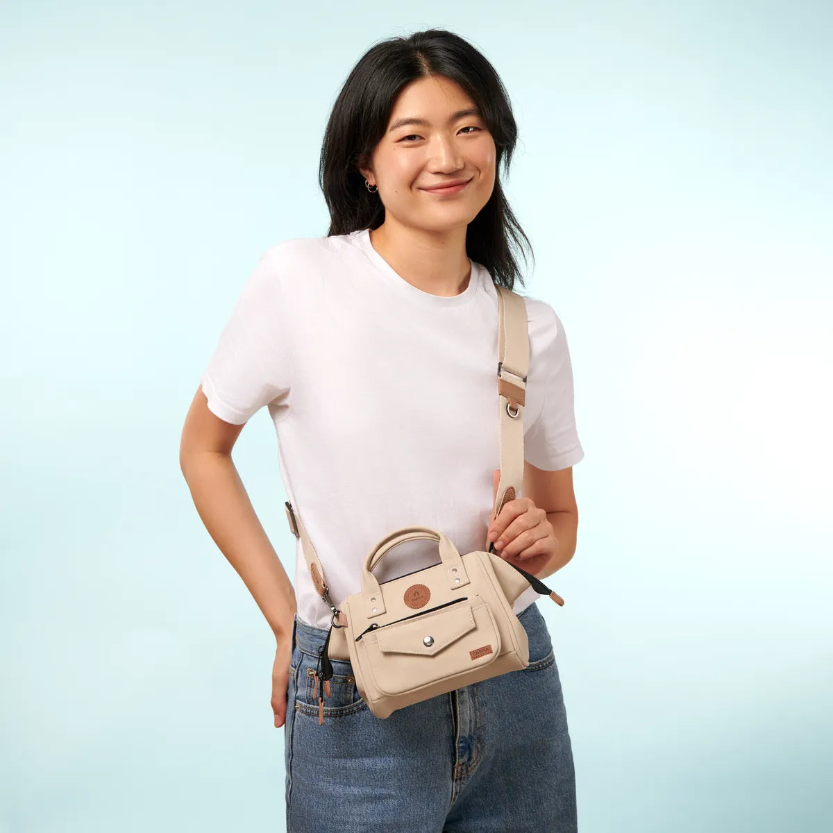 TDM_W25_CROSSBODY_S_ANDENNE_3667022021863_02